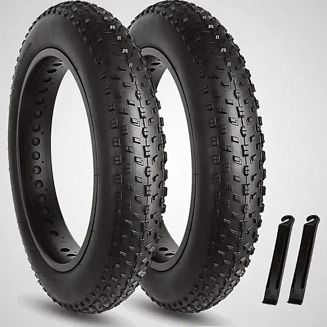 Versatile Fat Bike Tires with Excellent Grip